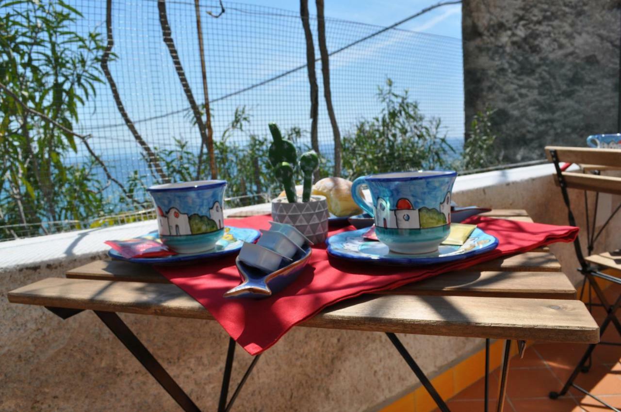 B&B Fish Vietri Dış mekan fotoğraf